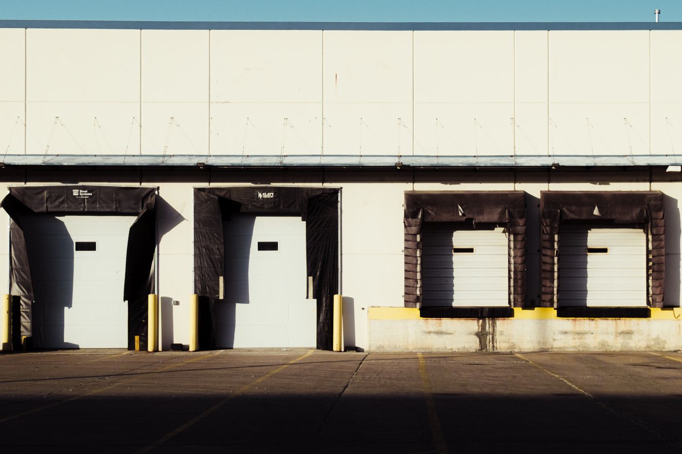 Commercial overhead doors
